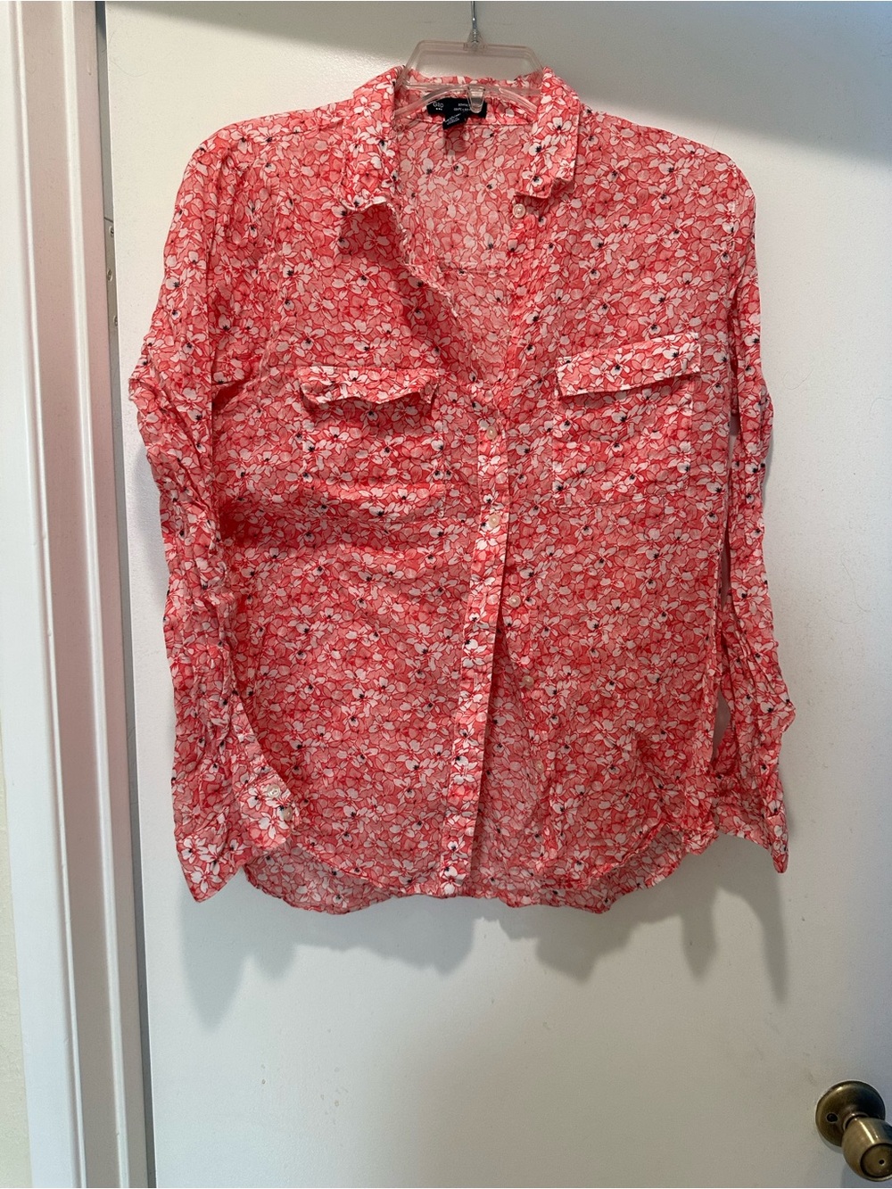 GAP Coral Floral Button-Down Shirt Size Small 100% Cotton
